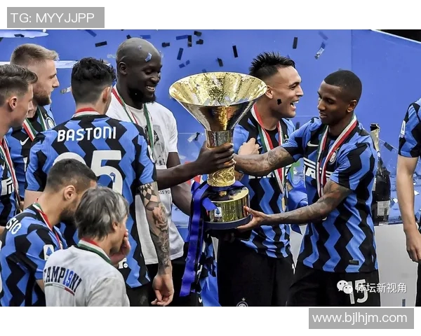 足球黑牌现象解析：影响赛事公平性与球迷信任的深层原因探讨